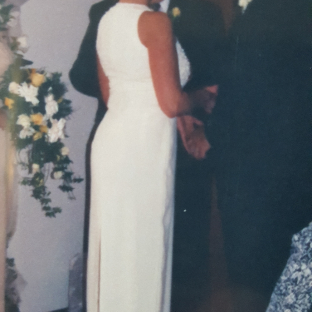 Pinky and me wedding dress - Picture 2 of 9